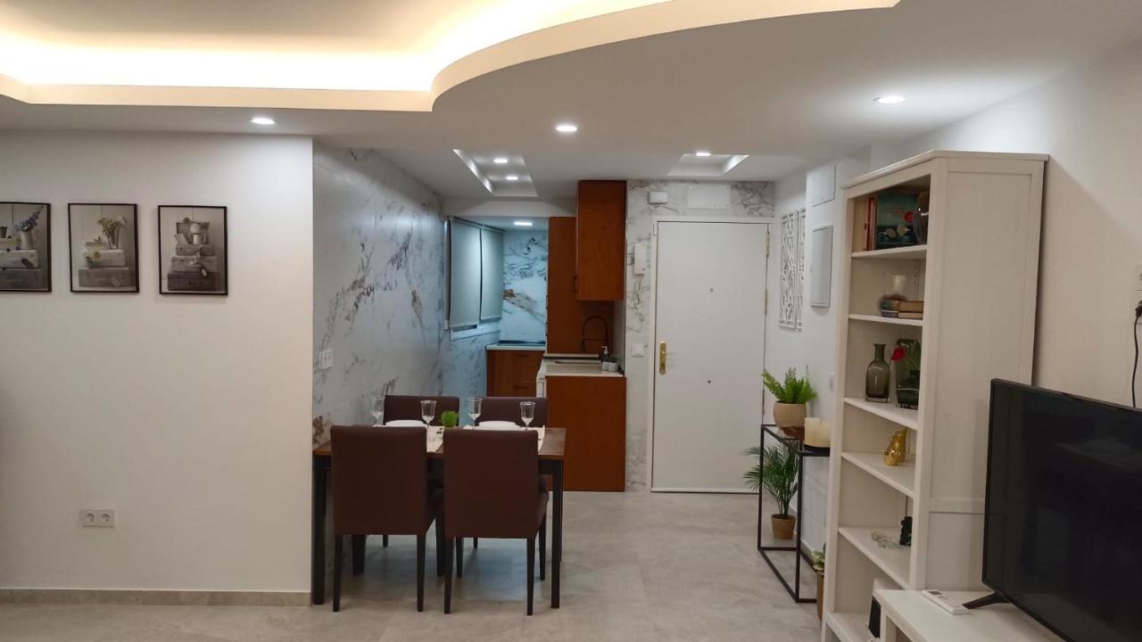 Piso Malaga Cerca Playa Apartment Bagian luar foto