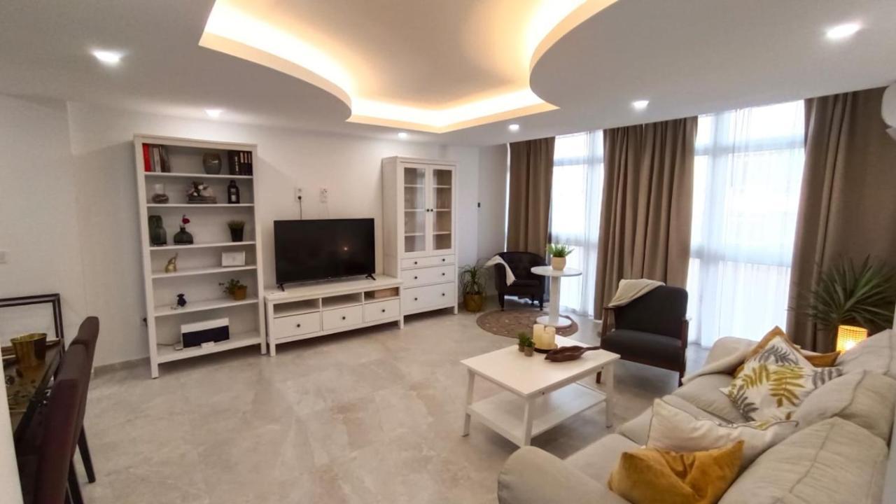 Piso Malaga Cerca Playa Apartment Bagian luar foto